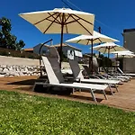 Nuevo Vista 4*