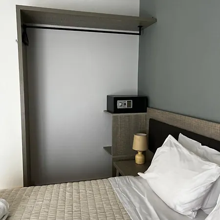 Oda ve Kahvaltı Nuevo Vista Kávos