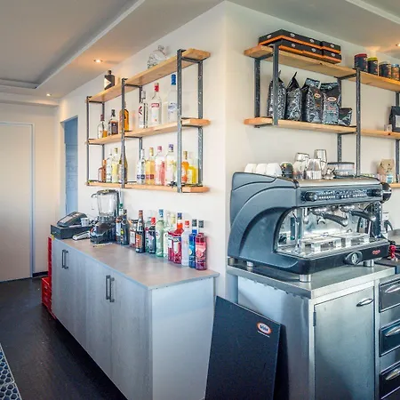 Nuevo Vista Oda ve Kahvaltı