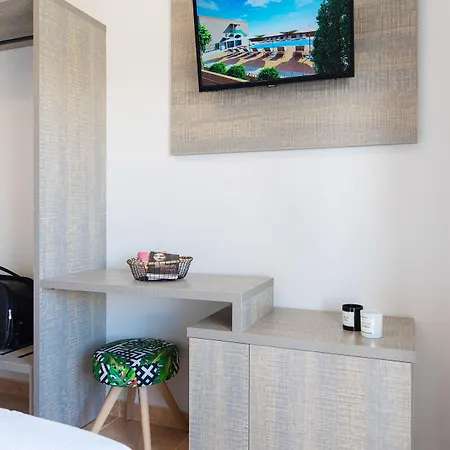 Oda ve Kahvaltı Nuevo Vista Kávos