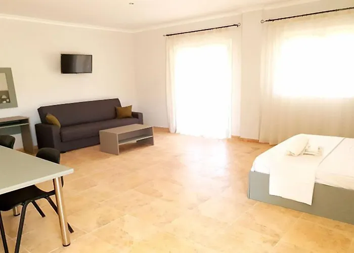 Nuevo Vista Bed & Breakfast